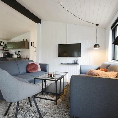 Two Bedroom Holiday In Haderslev Holiday home Fjelstrup
